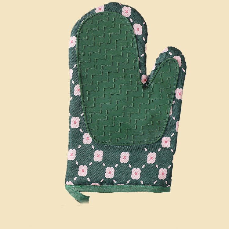 HeatGuard quilted cotton oven mitts — view 14