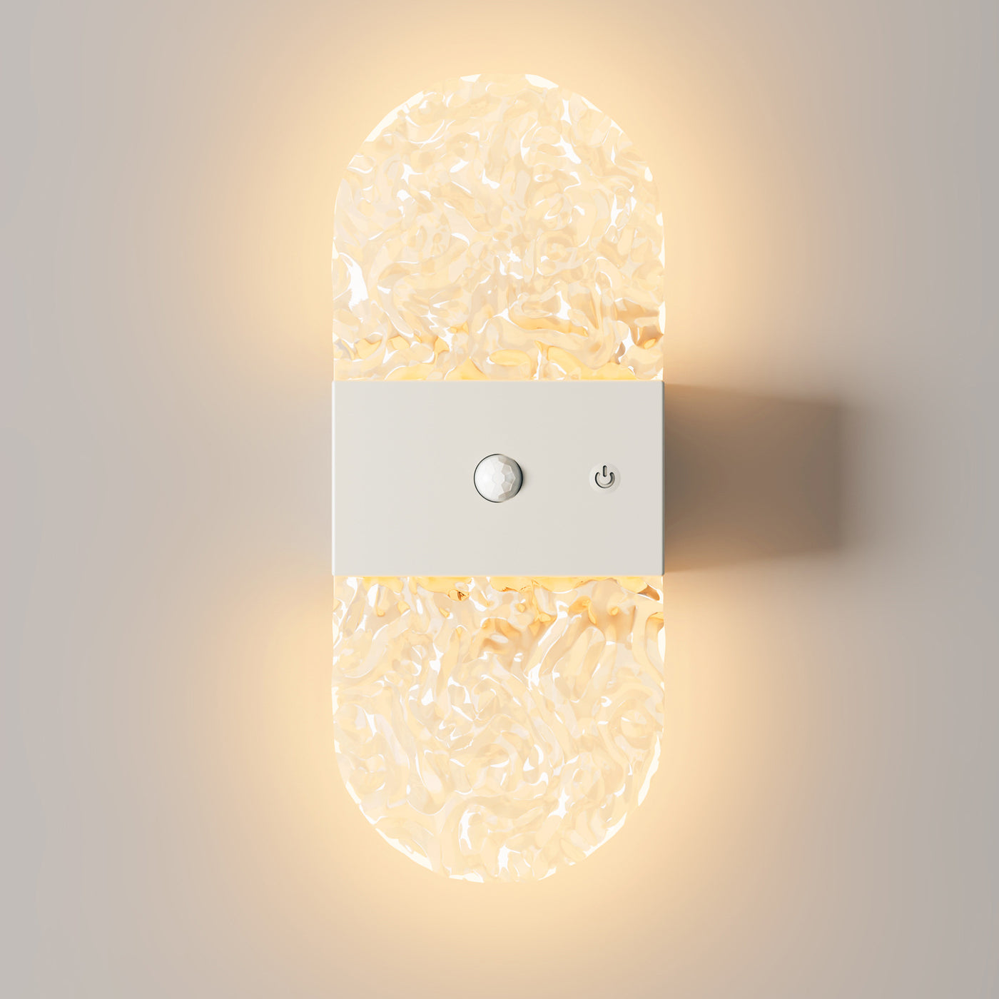 Facet wall light in White Oval with illuminated diffuser