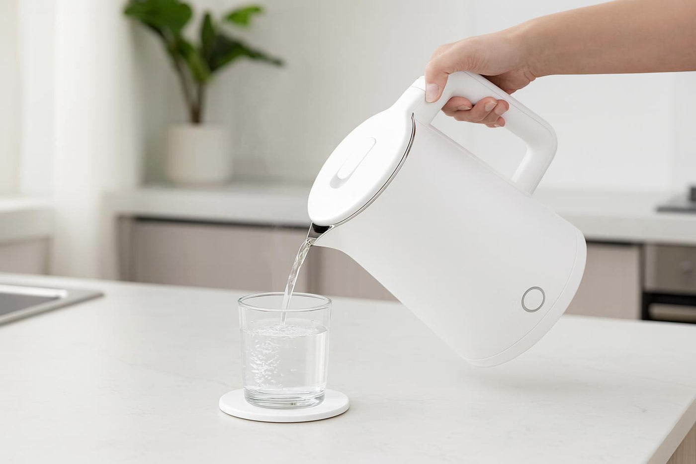 Zunlo enhanced product photograph - Aria Cordless Kettle